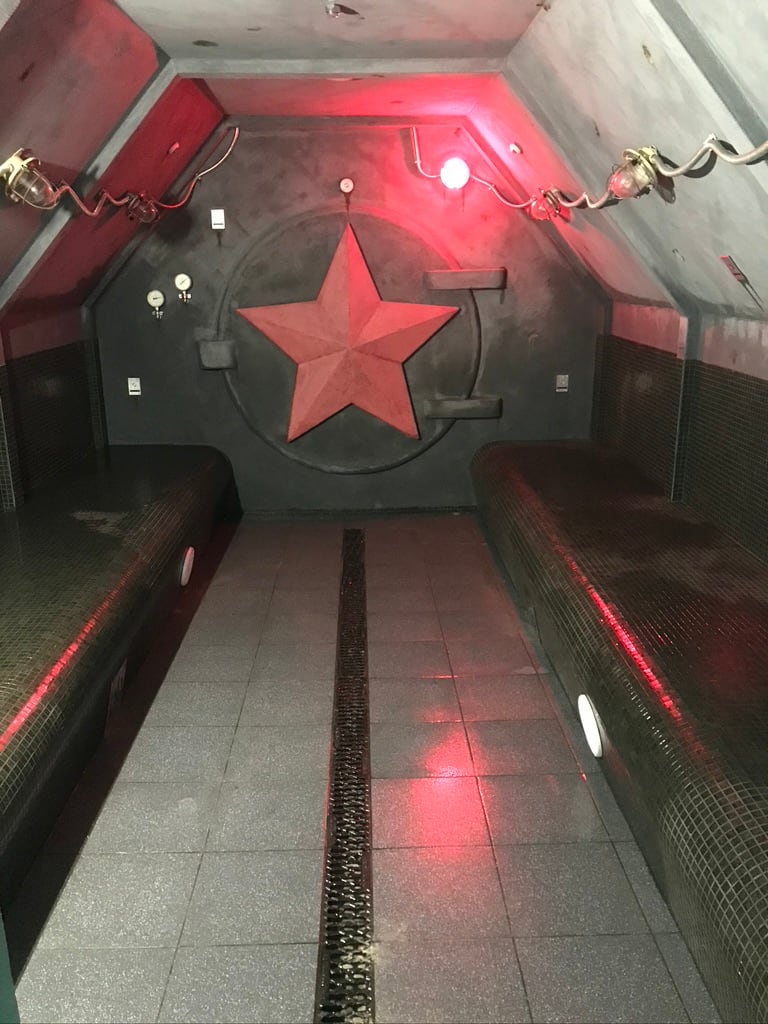 Парная Подводная лодка с красной звездой